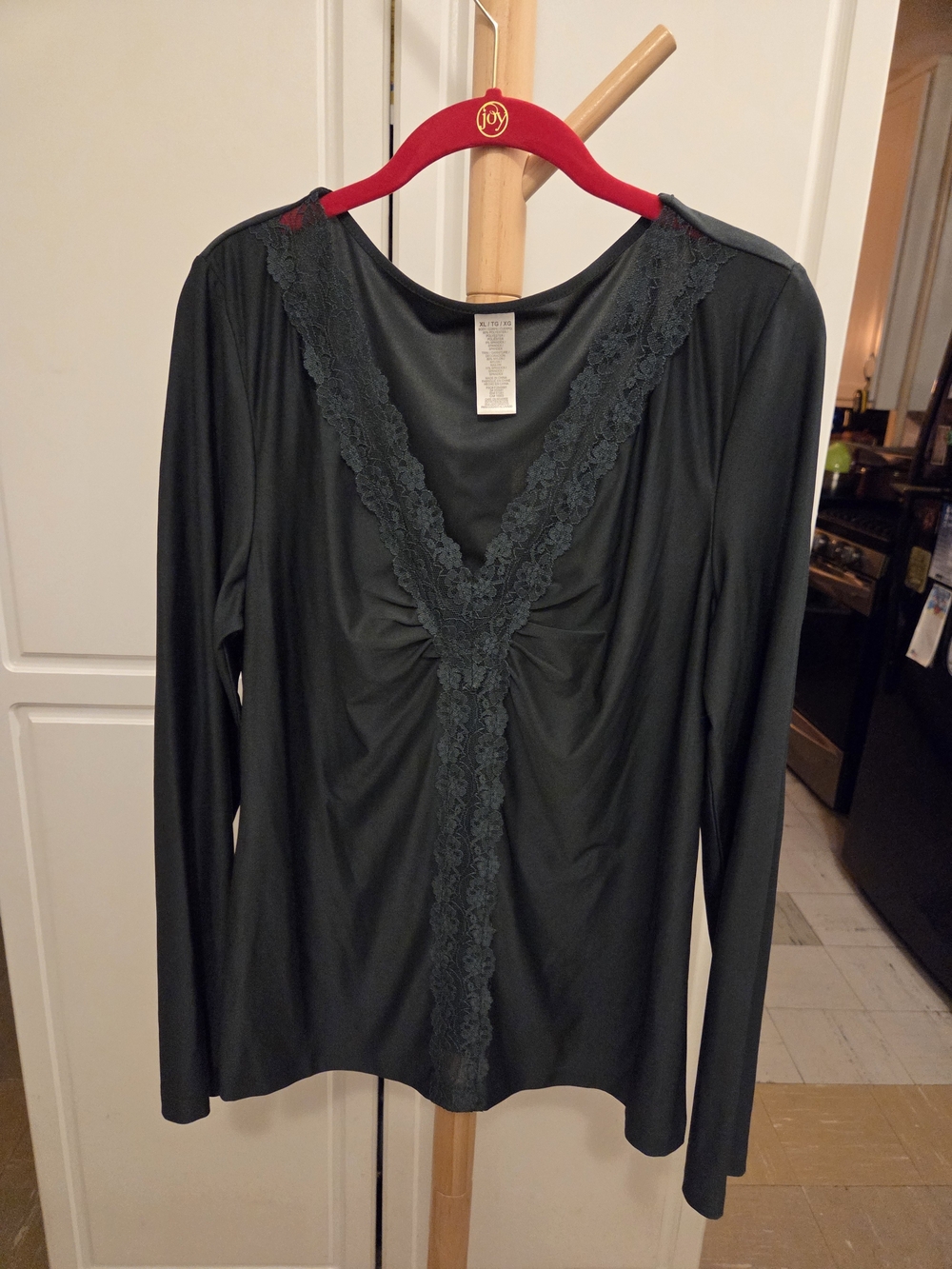Long Sleeve Lace-Trim V-Neck Top in Dark Green
